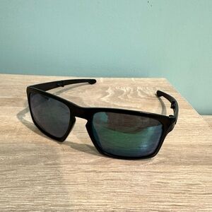Oakley Sliver F Polarized Folding Sunglasses
